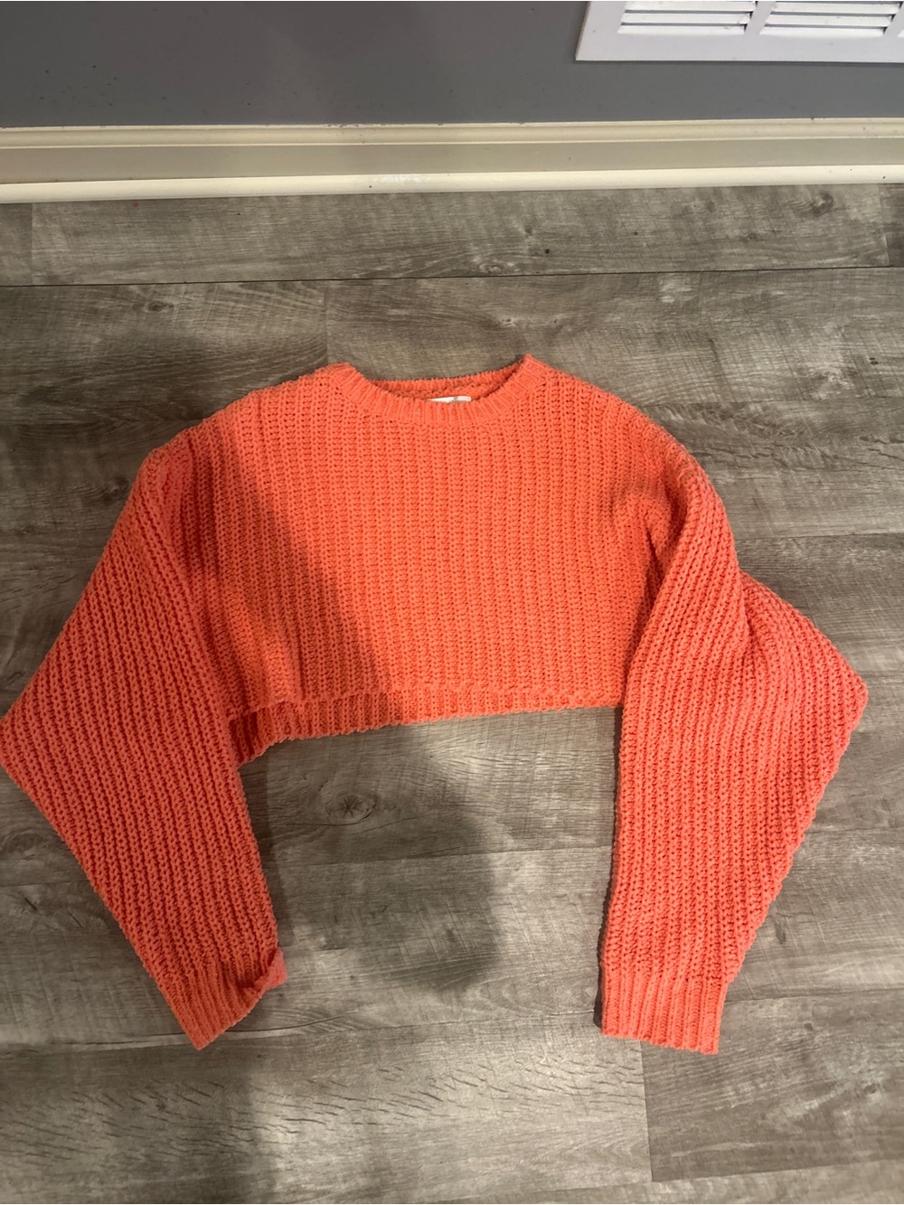 Cropped Chunky Knit Sweater in Coral